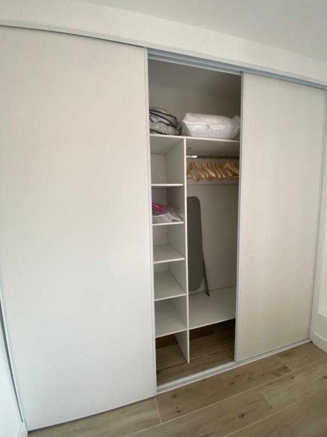 Ajaccio Magnifique T2 Neuf 40M2 Avec Balcon Au Trottel 4 Couchages Wifi Clim Parking Plage A Pieds 100M Kültér fotó